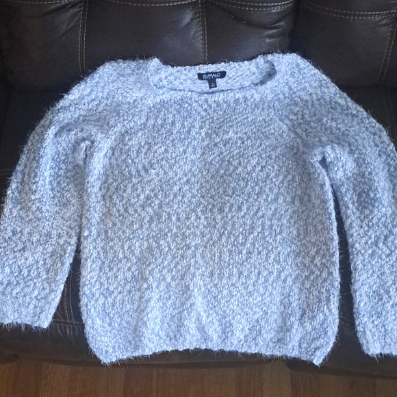 Size XL Womans Sweater New Without Tags - Picture 2 of 11